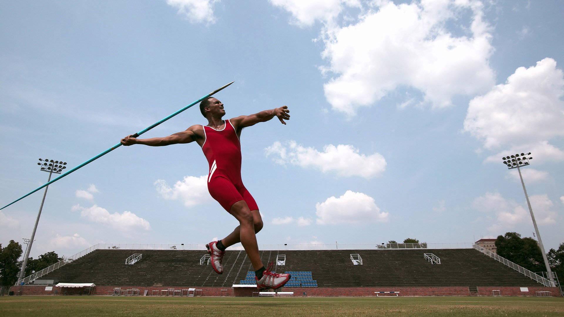 LeyuSports-技术动作稳定,发挥较为可靠,技术动作形成的规律一般分为